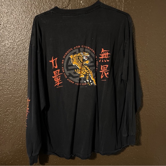 Black Long-sleeve Tee with Tiger on Front and Back, Size XL - Picture 5 of 5